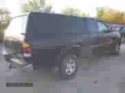 2003 Toyota Tundra SR5 с VIN 5TBBT44163S365688, выставлен на аукционе IAAI как лот 43160013 с пробегом 279 786 миль миль и . История ставок и продаж доступна на DreamBid. Изображение 4.