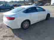 2015 Chrysler 200 LX с VIN 1C3CCCFBXFN563927, выставлен на аукционе IAAI как лот 42797997 с пробегом 171 542 миль миль и . История ставок и продаж доступна на DreamBid. Изображение 4.