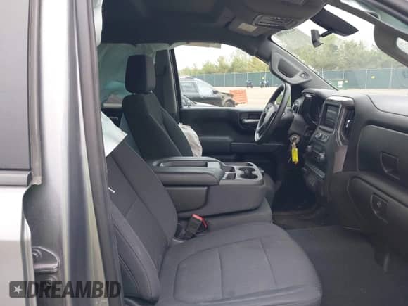 2020 Chevrolet Silverado 1500 Custom с VIN 1GCUYBEF8LZ201826, выставлен на аукционе IAAI как лот 42266906 с пробегом 81 048 миль миль и . История ставок и продаж доступна на DreamBid. Изображение 5.