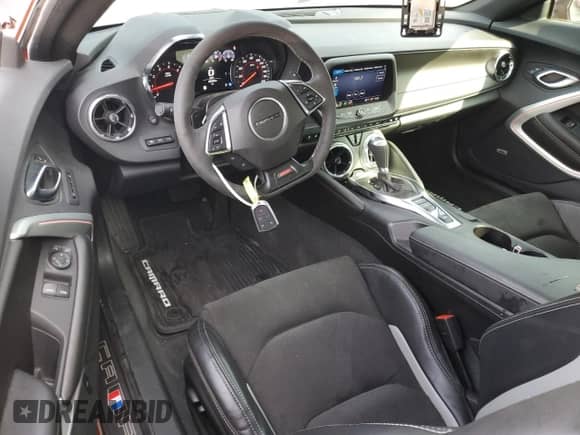 2024 Chevrolet Camaro 2SS with VIN 1G1FH1R70R0116832, listed as a Copart auction lot 86970324 with 12,197 mi miles and Salvage title. Bid and sale history available at DreamBid. Image 8.