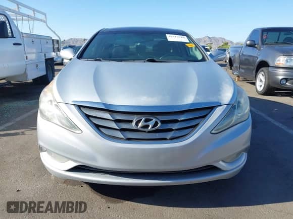 2012 Hyundai Sonata Limited с VIN 5NPEC4AC4CH393571, выставлен на аукционе IAAI как лот 42510310 с пробегом 239 103 миль миль и . История ставок и продаж доступна на DreamBid. Изображение 12.