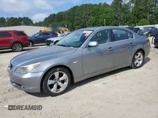2005 BMW 5 Series 530i с VIN WBANA73555CR60078, выставлен на аукционе Copart как лот 61430145 с пробегом 87 725 миль миль и Чистый • Clean title. История ставок и продаж доступна на DreamBid. Изображение 1.