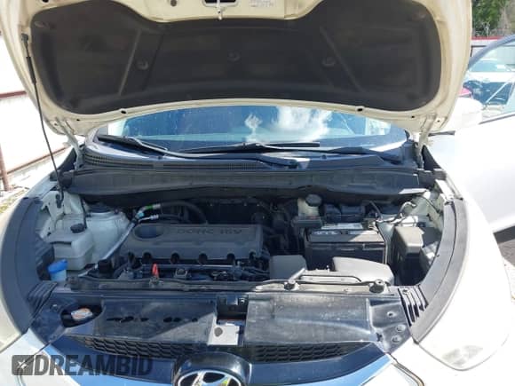 2012 Hyundai Tucson GLS with VIN KM8JU3AC1CU518372, listed as a IAAI auction lot 43323058 with 130,824 mi miles and . Bid and sale history available at DreamBid. Image 10.