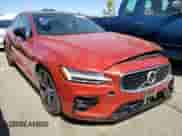 2019 Volvo S60 R-Design с VIN 7JR102FM1KG004368, выставлен на аукционе Copart как лот 55969514 с пробегом 39 872 миль миль и Списание • Salvage title. История ставок и продаж доступна на DreamBid. Изображение 4.