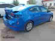 2017 Hyundai Elantra SE z VIN 5NPD74LF6HH204370, wystawiony jako IAAI lot #43321721 z przebiegiem 56 052 mil mil oraz . Historia ofert i sprzedaży dostępna na DreamBid. Obrazek 4.