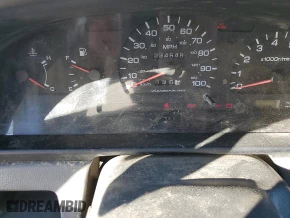 1995 Nissan Pathfinder LE с VIN JN8HD17Y1SW035613, выставлен на аукционе Copart как лот 72597394 с пробегом 234 648 миль миль и Списание • Salvage title. История ставок и продаж доступна на DreamBid. Изображение 9.