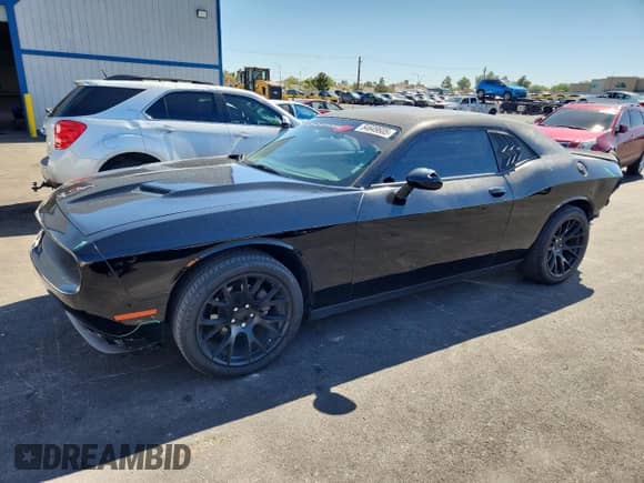 2019 Dodge Challenger SXT z VIN 2C3CDZAGXKH677450, wystawiony jako Copart lot #84649605 z przebiegiem 74 336 mil mil oraz Szkoda całkowita • Salvage title. Historia ofert i sprzedaży dostępna na DreamBid. Obrazek 1.