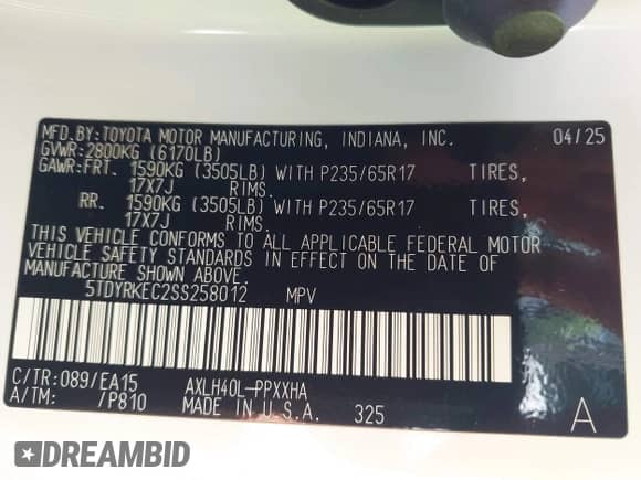 2025 Toyota Sienna XLE z VIN 5TDYRKEC2SS258012, wystawiony jako IAAI lot #42722718 z przebiegiem 11 132 mil mil oraz . Historia ofert i sprzedaży dostępna na DreamBid. Obrazek 9.