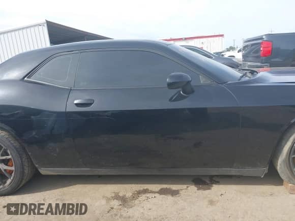 2018 Dodge Challenger SRT Hellcat with VIN 2C3CDZC95JH177838, listed as a IAAI auction lot 41677015 with 54,999 mi miles and . Bid and sale history available at DreamBid. Image 13.