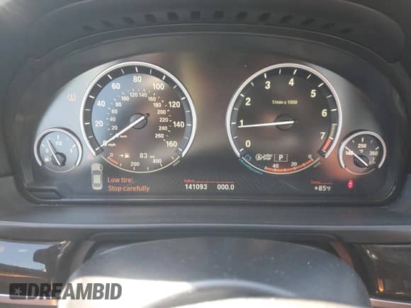 2015 BMW 5 Series 528i с VIN WBA5A5C58FD515608, выставлен на аукционе Copart как лот 85377935 с пробегом 141 093 миль миль и Списание • Salvage title. История ставок и продаж доступна на DreamBid. Изображение 9.