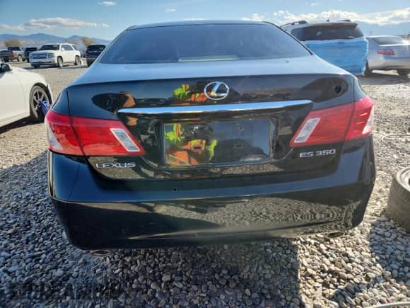 2007 Lexus ES 330 z VIN JTHBJ46G872008829, wystawiony jako Copart lot #85518765 z przebiegiem 164 637 mil mil oraz Szkoda całkowita • Salvage title. Historia ofert i sprzedaży dostępna na DreamBid. Obrazek 6.