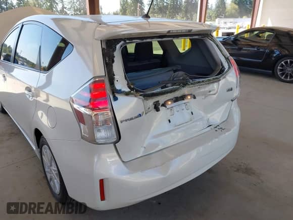 2015 Toyota Prius Two z VIN JTDZN3EU0FJ036313, wystawiony jako IAAI lot #42640851 z przebiegiem 118 674 mil mil oraz . Historia ofert i sprzedaży dostępna na DreamBid. Obrazek 6.
