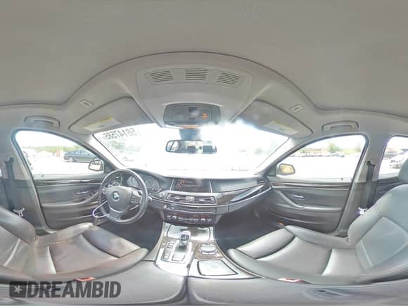 2016 BMW 5 Series 550i z VIN WBAKN9C53GD962850, wystawiony jako Copart lot #58147585 z przebiegiem 149 381 mil mil oraz Szkoda całkowita • Salvage title. Historia ofert i sprzedaży dostępna na DreamBid. Obrazek 14.