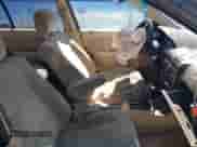 1993 Honda Accord z VIN 1HGCB7650PA172876, wystawiony jako IAAI lot #42397897 z przebiegiem 182 032 mil mil oraz . Historia ofert i sprzedaży dostępna na DreamBid. Obrazek 5.