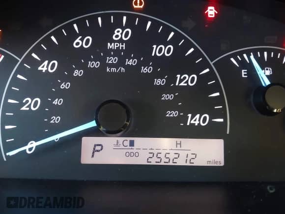 2014 Toyota Camry LE z VIN 4T1BF1FK9EU838965, wystawiony jako IAAI lot #43459350 z przebiegiem 255 212 mil mil oraz . Historia ofert i sprzedaży dostępna na DreamBid. Obrazek 15.