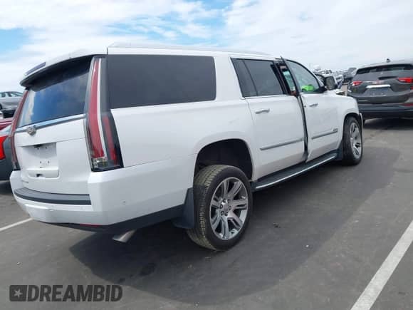 2019 Cadillac Escalade ESV Luxury с VIN 1GYS4HKJ7KR257246, выставлен на аукционе IAAI как лот 43197847 с пробегом Не указан миль и . История ставок и продаж доступна на DreamBid. Изображение 4.
