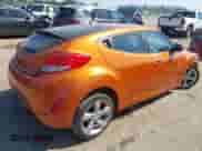 2013 Hyundai Veloster w/Black Int z VIN KMHTC6AD9DU086699, wystawiony jako IAAI lot #43352014 z przebiegiem 191 232 mil mil oraz . Historia ofert i sprzedaży dostępna na DreamBid. Obrazek 4.
