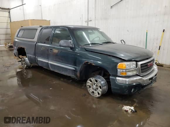 2006 GMC Sierra 1500 SLE1 z VIN 1GTEK19B06Z242009, wystawiony jako Copart lot #47706105 z przebiegiem 235 154 mil mil oraz Nie do naprawy • Non repairable. Historia ofert i sprzedaży dostępna na DreamBid. Obrazek 4.