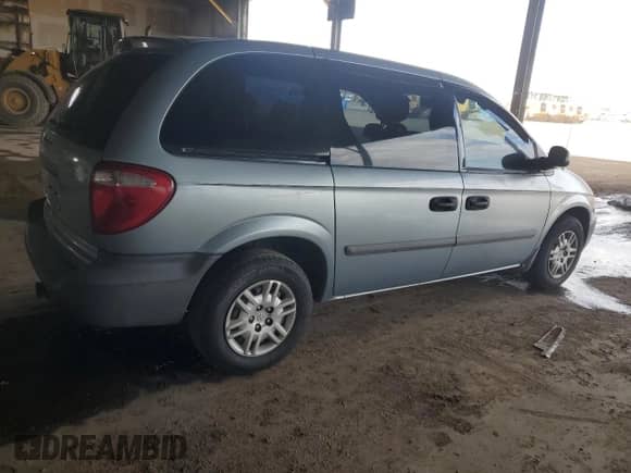 2006 Dodge Caravan SE with VIN 1D4GP25B56B743835, listed as a Copart auction lot 70787045 with 165,232 mi miles and Clean title. Bid and sale history available at DreamBid. Image 3.