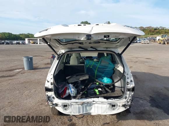 2020 Subaru Forester Premium z VIN JF2SKAJC8LH444087, wystawiony jako IAAI lot #43309967 z przebiegiem 60 190 mil mil oraz . Historia ofert i sprzedaży dostępna na DreamBid. Obrazek 17.