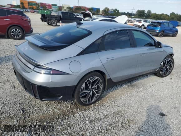 2023 Hyundai Ioniq 6 SEL с VIN KMHM34AA4PA026754, выставлен на аукционе Copart как лот 81047485 с пробегом 78 025 миль миль и Списание • Salvage title. История ставок и продаж доступна на DreamBid. Изображение 3.