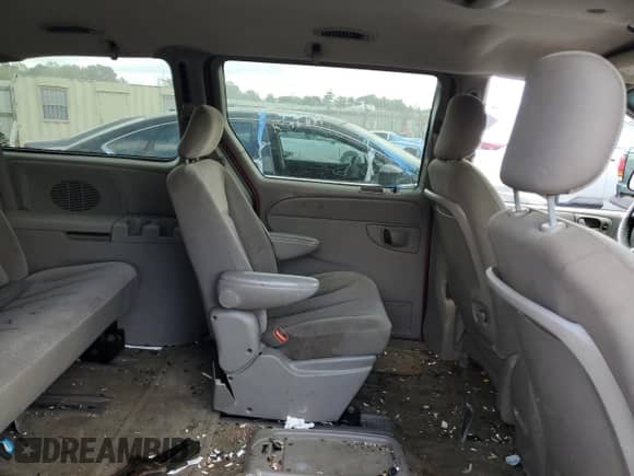 2003 Dodge Caravan Sport with VIN 2D4GP44L03R176114, listed as a Copart auction lot 84481385 with Not provided miles and Clean title. Bid and sale history available at DreamBid. Image 11.