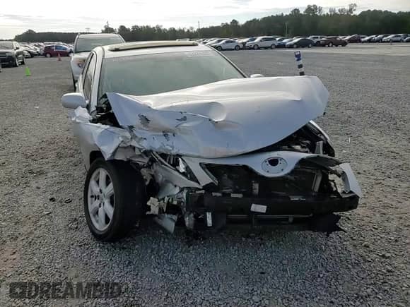 2008 Toyota Camry SE with VIN 4T1BK46K98U562319, listed as a Copart auction lot 82224525 with 364,020 mi miles and Salvage title. Bid and sale history available at DreamBid. Image 13.