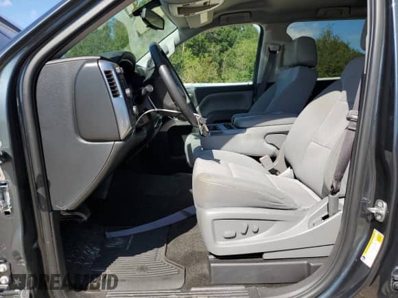 2017 Chevrolet Silverado 1500 LT with VIN 3GCUKREC1HG412728, listed as a Copart auction lot 87288095 with 125,899 mi miles and Salvage title. Bid and sale history available at DreamBid. Image 7.