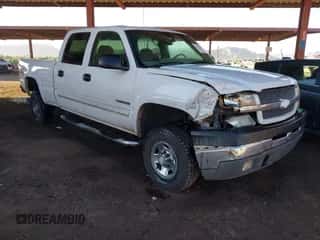 2003 Chevrolet Silverado 2500HD LS с VIN 1GCHK23U83F165206, выставлен на аукционе IAAI как лот 43475347 с пробегом 303 756 миль миль и . История ставок и продаж доступна на DreamBid. Изображение 1.