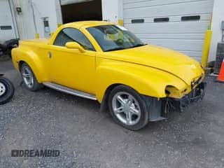 2004 Chevrolet SSR LS с VIN 1GCES14P24B111494, выставлен на аукционе IAAI как лот 42720013 с пробегом 104 625 миль миль и . История ставок и продаж доступна на DreamBid. Изображение 1.