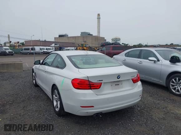 2014 BMW 4 Series 428i xDrive с VIN WBA3N5C52EF716189, выставлен на аукционе IAAI как лот 42896816 с пробегом 110 331 миль миль и . История ставок и продаж доступна на DreamBid. Изображение 3.