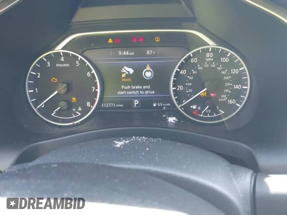 2018 Nissan Murano S with VIN 5N1AZ2MG5JN137965, listed as a IAAI auction lot 42517151 with 112,771 mi miles and . Bid and sale history available at DreamBid. Image 7.