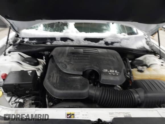 2015 Dodge Challenger SXT Plus z VIN 2C3CDZBG7FH733302, wystawiony jako IAAI lot #41571465 z przebiegiem 52 122 mil mil oraz . Historia ofert i sprzedaży dostępna na DreamBid. Obrazek 10.
