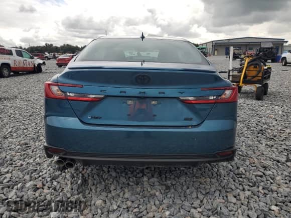 2025 Toyota Camry LE with VIN 4T1DAACK5SU570424, listed as a Copart auction lot 80107055 with Not provided miles and Non repairable. Bid and sale history available at DreamBid. Image 6.