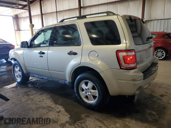 2011 Ford Escape XLT с VIN 1FMCU9DG7BKC47421, выставлен на аукционе Copart как лот 85934445 с пробегом 133 650 миль миль и Списание • Salvage title. История ставок и продаж доступна на DreamBid. Изображение 2.