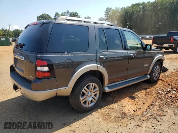 2007 Ford Explorer Eddie Bauer with VIN 1FMEU74887UA77765, listed as a Copart auction lot 71776435 with 174,185 mi miles and Salvage title. Bid and sale history available at DreamBid. Image 3.