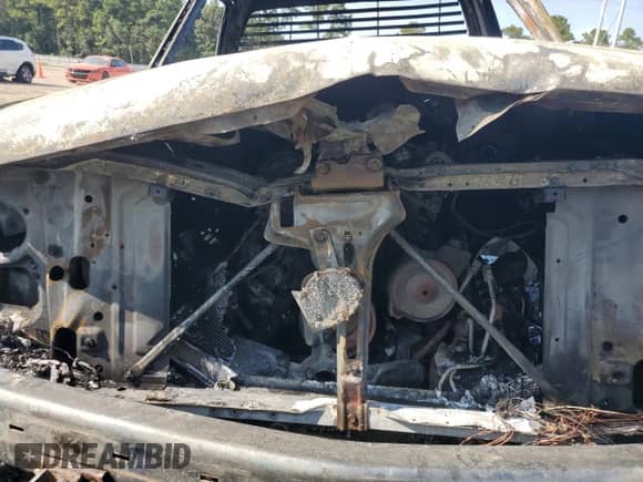 1997 Chevrolet Silverado 1500 z VIN 1GCEK14M4VZ166799, wystawiony jako Copart lot #69846415 z przebiegiem 195 832 mil mil oraz Szkoda całkowita • Salvage title. Historia ofert i sprzedaży dostępna na DreamBid. Obrazek 11.