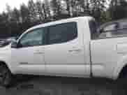 2017 Toyota Tacoma TRD Off Road z VIN 3TMDZ5BN2HM012821, wystawiony jako IAAI lot #43325557 z przebiegiem 278 781 mil mil oraz . Historia ofert i sprzedaży dostępna na DreamBid. Obrazek 15.