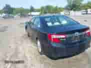 2013 Toyota Camry LE z VIN 4T1BD1FK1DU071049, wystawiony jako IAAI lot #42832003 z przebiegiem 156 477 mil mil oraz . Historia ofert i sprzedaży dostępna na DreamBid. Obrazek 3.