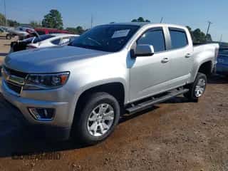 2018 Chevrolet Colorado 2WD LT z VIN 1GCGSCEN4J1207355, wystawiony jako IAAI lot #43188065 z przebiegiem 92 378 mil mil oraz . Historia ofert i sprzedaży dostępna na DreamBid. Obrazek 2.