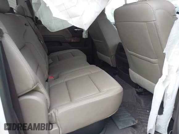 2018 GMC Sierra 1500 SLT z VIN 3GTU2NECXJG634683, wystawiony jako IAAI lot #43374368 z przebiegiem 76 104 mil mil oraz . Historia ofert i sprzedaży dostępna na DreamBid. Obrazek 8.