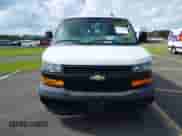 2019 Chevrolet Express Cargo z VIN 1GCWGAFP8K1370495, wystawiony jako IAAI lot #42692818 z przebiegiem 73 398 mil mil oraz . Historia ofert i sprzedaży dostępna na DreamBid. Obrazek 12.