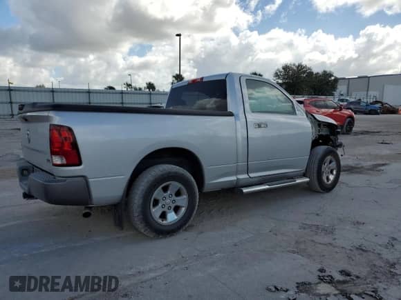 2011 Ram 1500 ST z VIN 3D7JB1EP1BG602517, wystawiony jako Copart lot #75724344 z przebiegiem 123 985 mil mil oraz Szkoda całkowita • Salvage title. Historia ofert i sprzedaży dostępna na DreamBid. Obrazek 3.