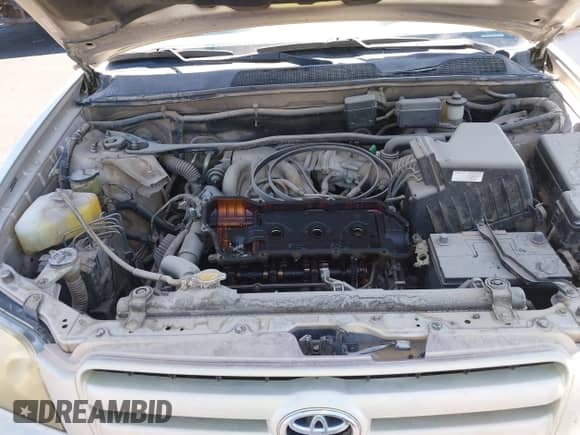 2005 Toyota Highlander с VIN JTEDP21A250090710, выставлен на аукционе IAAI как лот 42809657 с пробегом 175 008 миль миль и . История ставок и продаж доступна на DreamBid. Изображение 10.