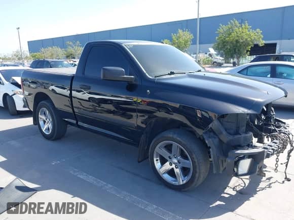 2014 Ram 1500 Express z VIN 3C6JR7AT6EG251126, wystawiony jako IAAI lot #42292741 z przebiegiem 79 528 mil mil oraz . Historia ofert i sprzedaży dostępna na DreamBid. Obrazek 1.