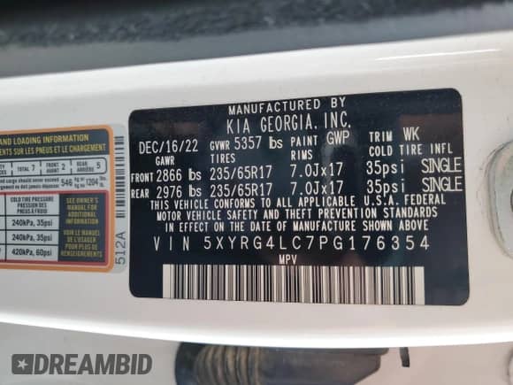 2023 Kia Sorento LX z VIN 5XYRG4LC7PG176354, wystawiony jako Copart lot #65043975 z przebiegiem 60 922 mil mil oraz Nie do naprawy • Non repairable. Historia ofert i sprzedaży dostępna na DreamBid. Obrazek 13.