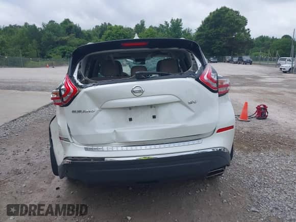 2018 Nissan Murano SV с VIN 5N1AZ2MG2JN143884, выставлен на аукционе IAAI как лот 42503612 с пробегом 109 656 миль миль и . История ставок и продаж доступна на DreamBid. Изображение 16.