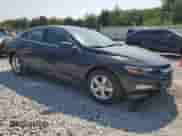 2025 Chevrolet Malibu LS с VIN 1G1ZB5ST8SF109207, выставлен на аукционе Copart как лот 68013875 с пробегом 13 729 миль миль и Списание • Salvage title. История ставок и продаж доступна на DreamBid. Изображение 4.