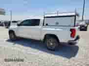 2023 Chevrolet Colorado 2WD LT z VIN 1GCPSCEK0P1156581, wystawiony jako Copart lot #58249975 z przebiegiem Nie podano mil oraz Szkoda całkowita • Salvage title. Historia ofert i sprzedaży dostępna na DreamBid. Obrazek 2.