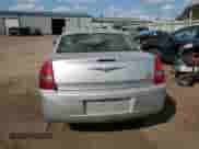 2008 Chrysler 300 Touring с VIN 2C3KA53G58H309082, выставлен на аукционе Copart как лот 71548185 с пробегом 175 737 миль миль и Списание • Salvage title. История ставок и продаж доступна на DreamBid. Изображение 6.